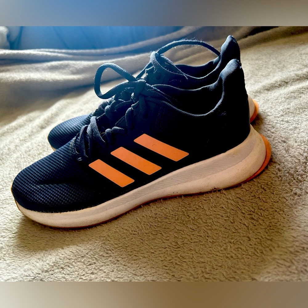 Adidas Womans Running Shoes Size 7